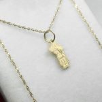 Conjunto Oro 18 K Cadena Singapur con Nena Compu