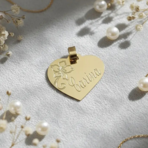 Medalla Cartier Oro 18K Corazon Liso o Facetado Mediano 0.6 grs