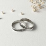 Par De Alianzas Plata Facetadas Compromiso Casamiento (8400)