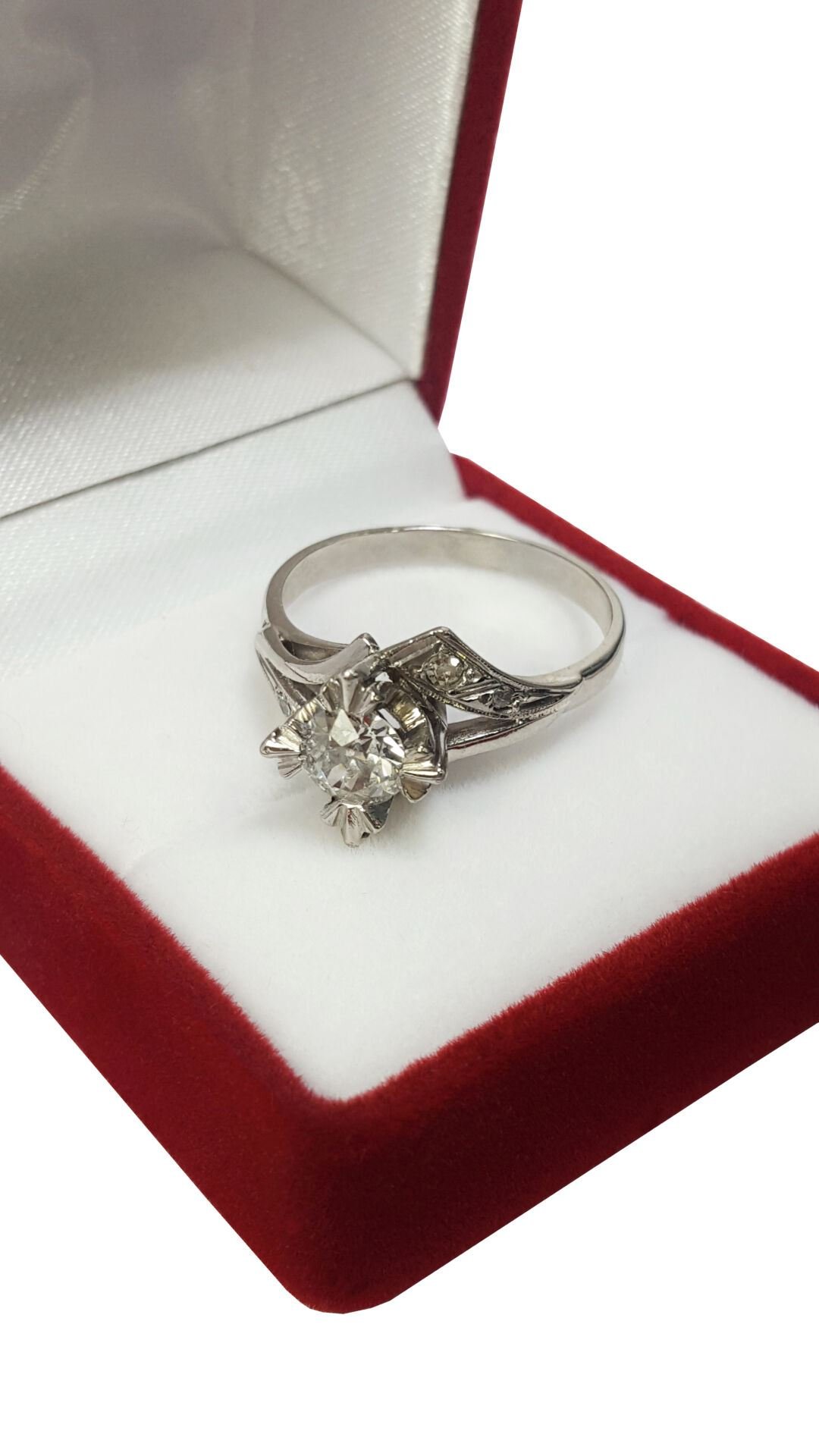 Anillo Mujer Oro Blanco Con Brillantes 18 kilates Compromiso - Imagen 2