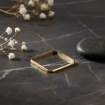 Anillo Mujer Oro 18 Kts Cuadrado Xuxa 0.7 Grs