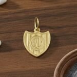 Escudo Oro Amarillo 18kts Mediano 0.6grs Con Tu Club Futbol- San lorenzo