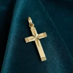 Dije Cruz Chata Facetada Oro 18k 0.5 Grs