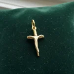 Cruz Palito Con Cristo Oro 18k 1 Grs
