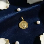 Medalla Religiosa Virgen De Lujan Oro 18k 0.9 Grs 10 Mm